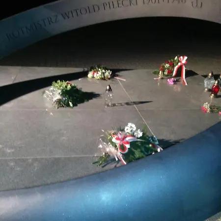 Wroclove Ap דירה *